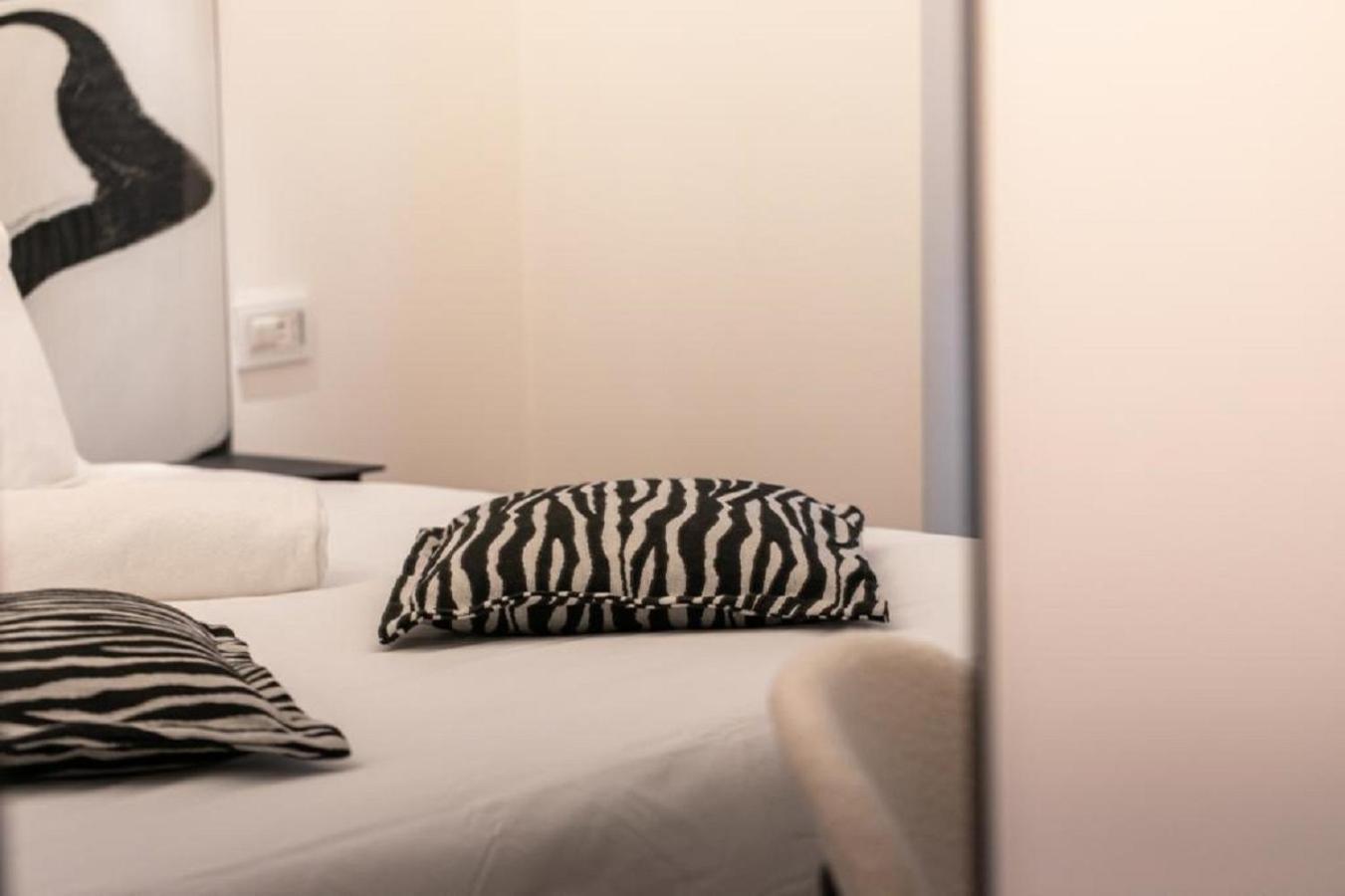 Bhr Cavour 150 Hotel Roma Ngoại thất bức ảnh